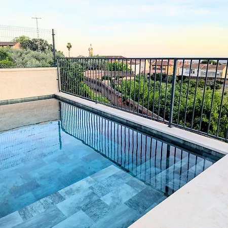 De Diseno Con Jardin, Piscina Y Vistas *