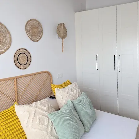 De Diseno Con Jardin, Piscina Y Vistas Ferienhaus *