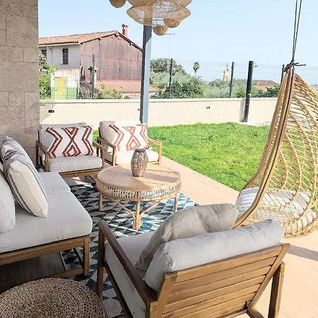 De Diseno Con Jardin, Piscina Y Vistas Candeleda