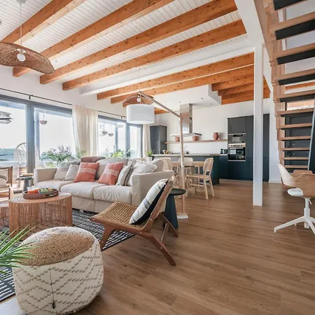 De Diseno Con Jardin, Piscina Y Vistas Candeleda