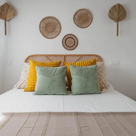 De Diseno Con Jardin, Piscina Y Vistas Vakantiehuis