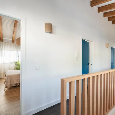 Vakantiehuis De Diseno Con Jardin, Piscina Y Vistas